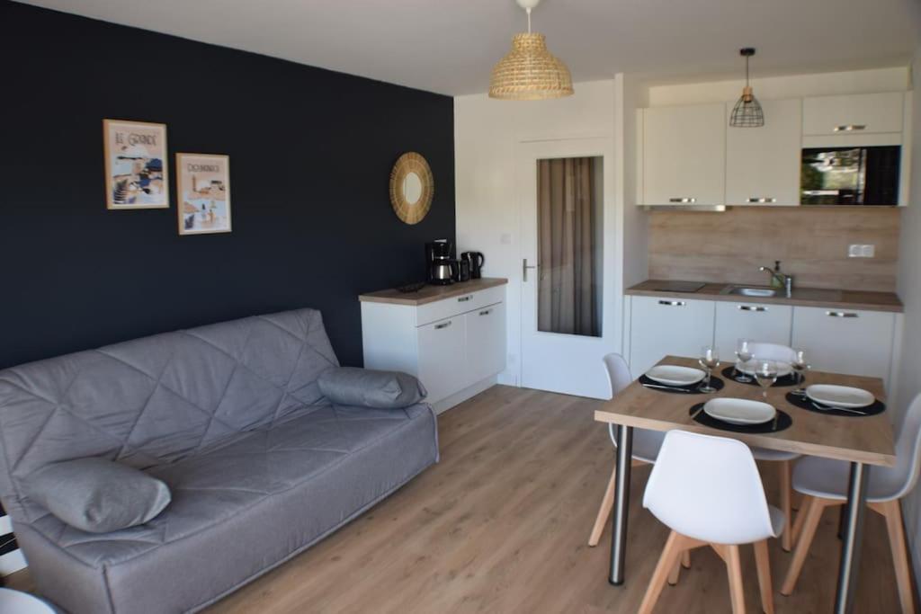 Appt Guirec Sur Trestraou Et Cote Granit Rose Apartamento *